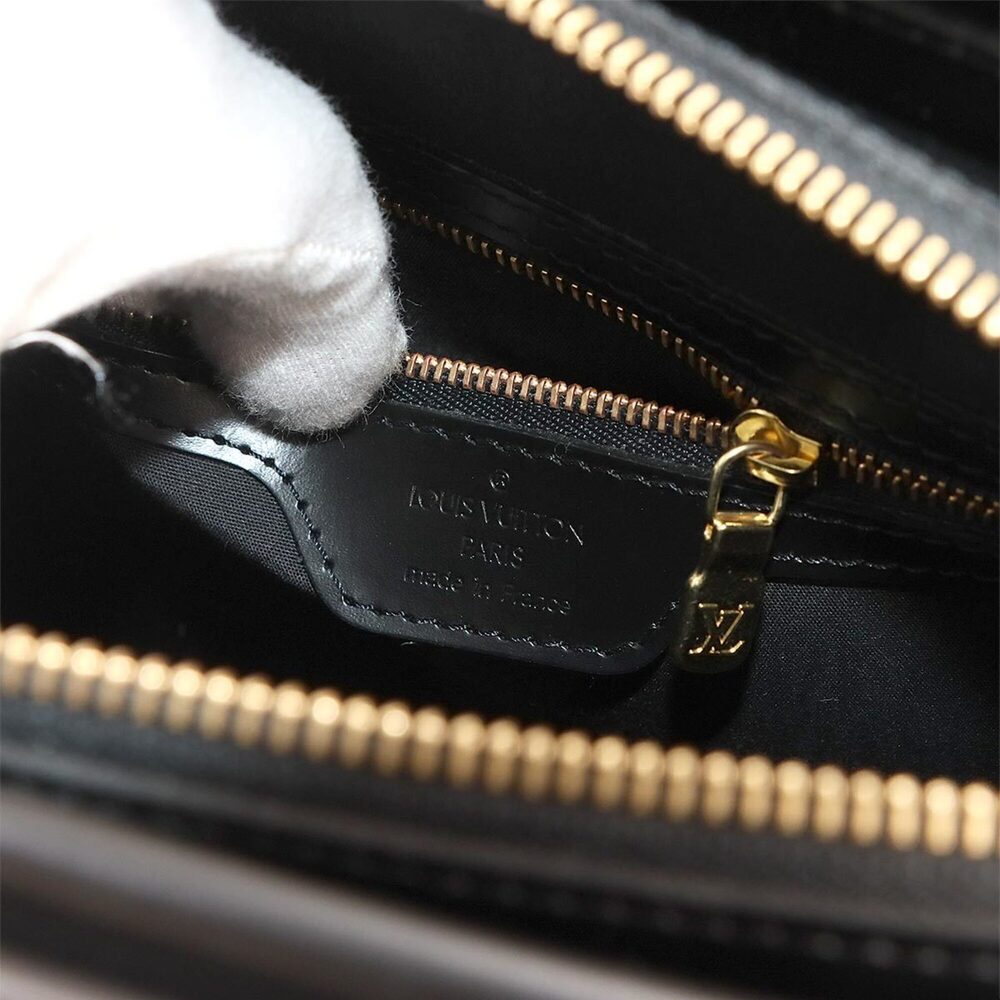 Louis Vuitton Figari PM Epi Leather Handbag, Noir (M52012), Gold Hardware - Picture 8 of 10